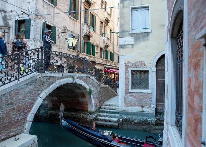 At 2 Minutes From San Marco Square Apartment
