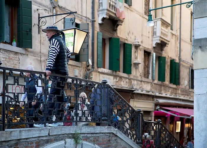 At 2 Minutes From San Marco Square