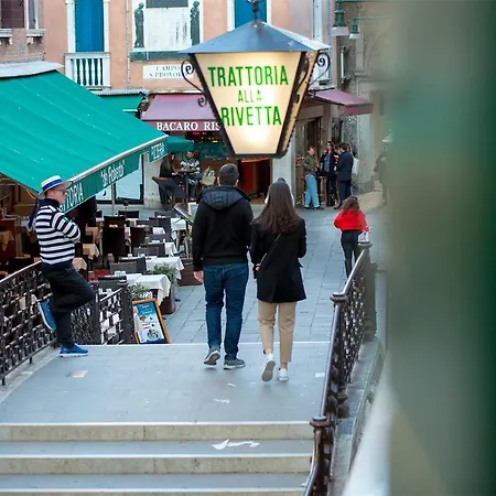 Daire At 2 Minutes From San Marco Square Venedik